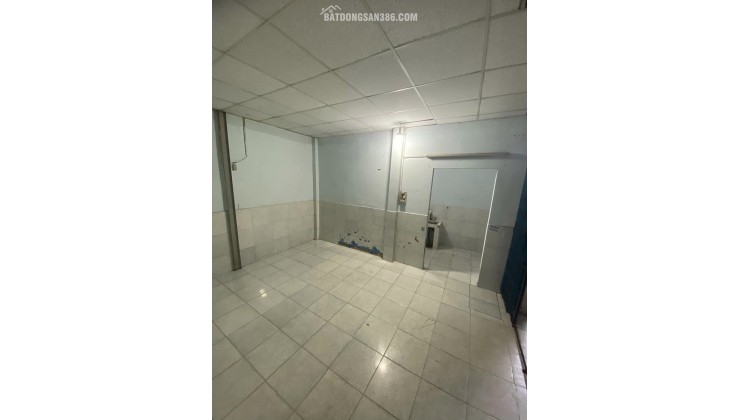 Bán nhà SHR Trường Chinh, DTSD 60m2, hoàn công, 2 tỷ